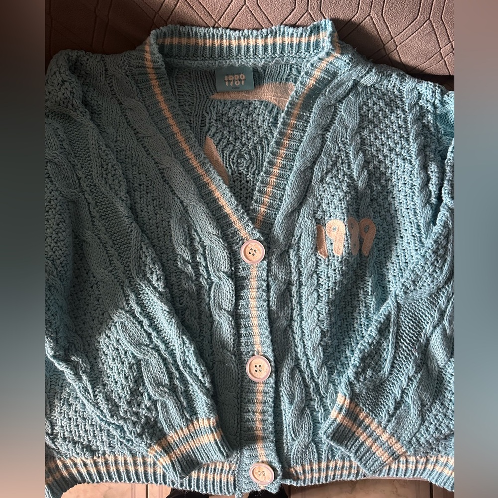 Taylor Swift “1989” Cardigan.